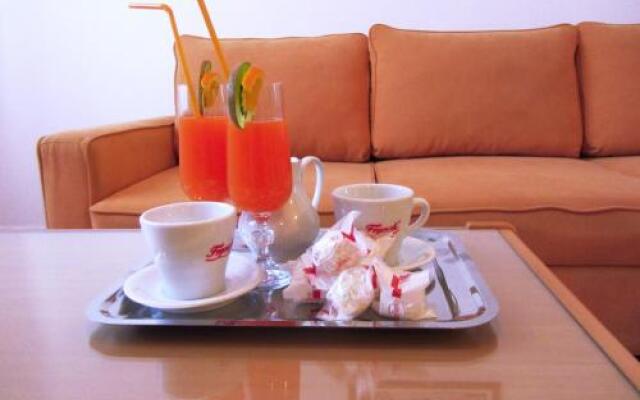 Apartments Luna Tisno