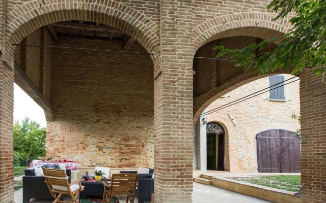 Luxurious Villa in Tabiano Castello with Swimming Pool