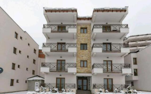 Private apartment in Milmari resort