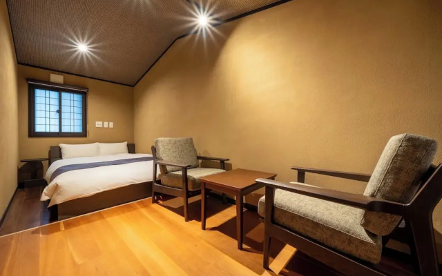 Resi Stay Palace Gate