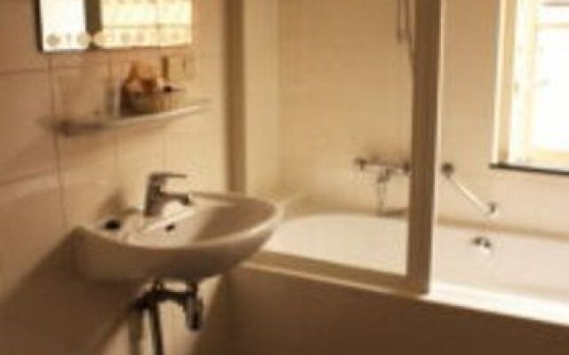 't Hotel