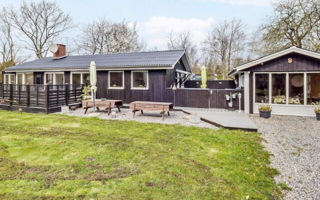 Elegant Holiday Home in Jutland With Whirlpool