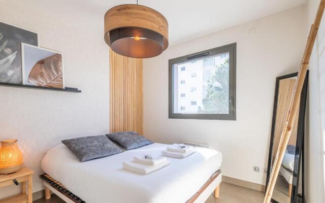 Apartment for 2 600 meters from the lake