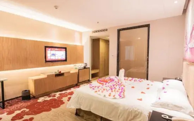 Bai Li Holiday Hotel (Enping Aofeng Square)