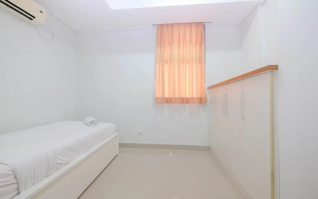 Spacious And Nice 2Br Apartment At Royal Olive Residence