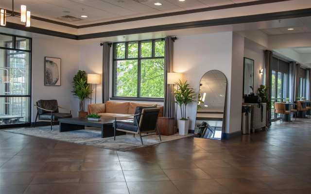 Wyndham Bloomington - Mall of America