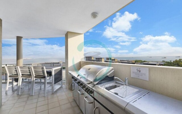 ZEN AT ARKABA - 3BR Luxury Apartment