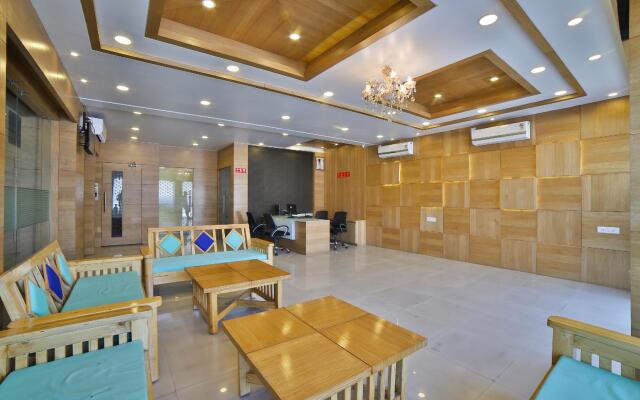 OYO 29126 Bhagyoday Hotel