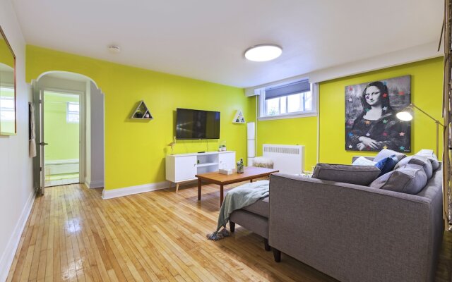 Colourful 2-bedroom Apartment