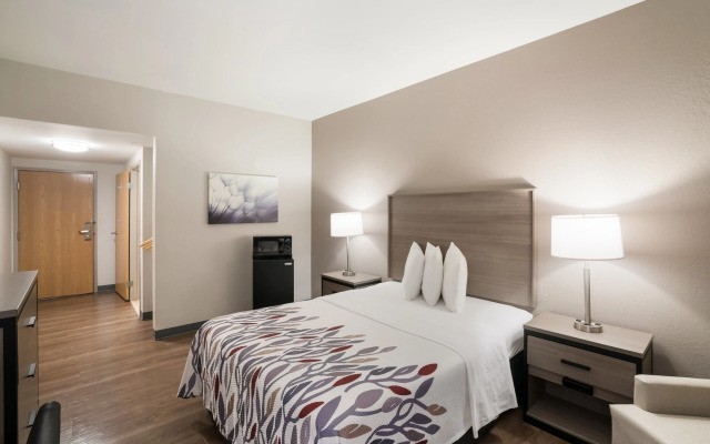 Red Roof Inn & Suites Carrollton, GA–West Georgia