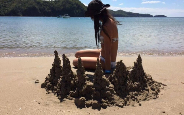 Beach Condos Pico de Loro Hamilo Coast