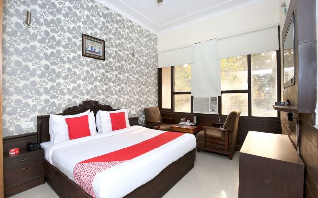 OYO Rooms Piccadily Chowk Sec 22 C Chandigarh