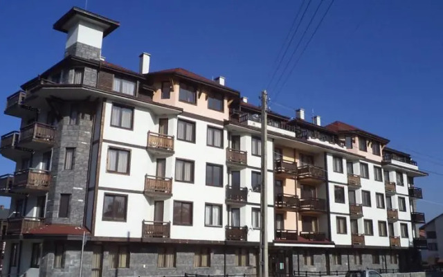 Snow Lodge Alexander Services Apartments