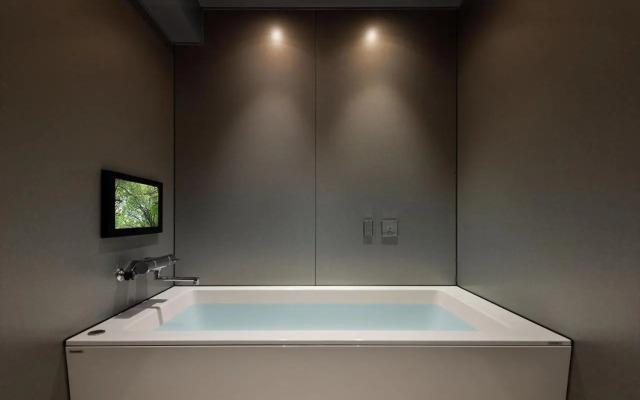 The B Namba-Kuromon	Hotel 