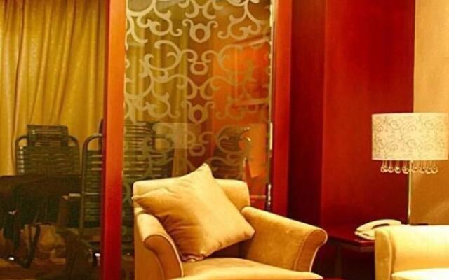 Jin Hu Jing Pin Jiu Dian Huan Le Gu Dian