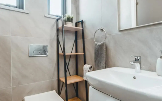 66 PER - Stay Villa Palm