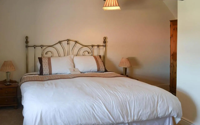 Granary Cottage - UK10994