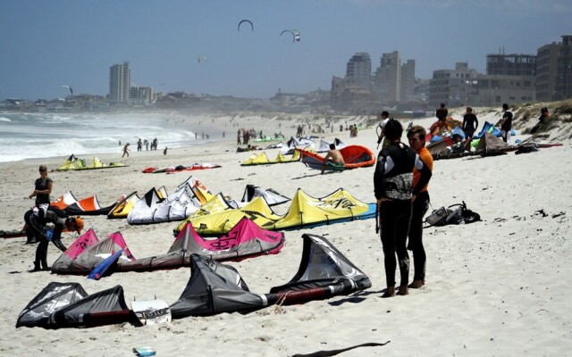 Manhattan Square 12 by CTHA