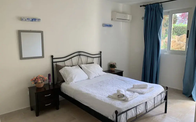 3-Bedroom Apartment on Beach Cassiopeia