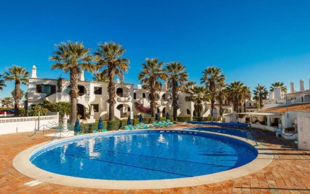 Casa Maresia - Apartamento 2 quartos e piscina - Praia Carvoeiro