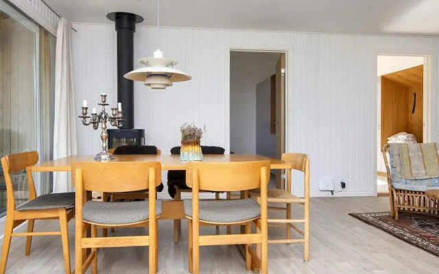 4 Star Holiday Home in Ronde