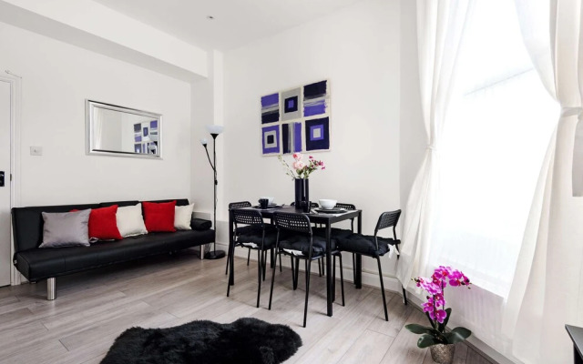 The Armadale Road Residence I