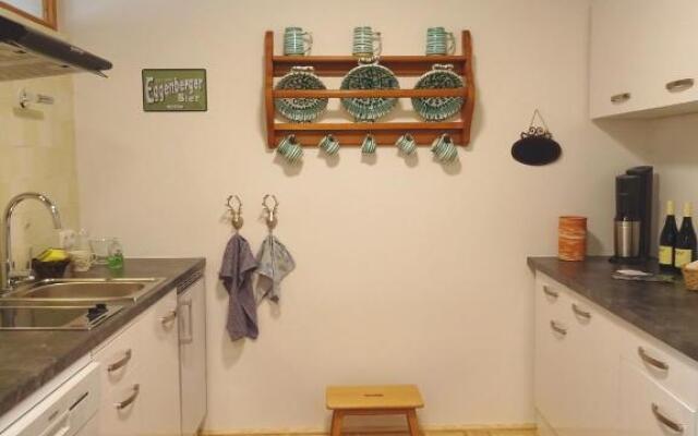 Homely Apartment in the Center with Garden View