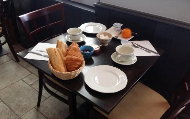 Hotel Restaurant L'Emeraude