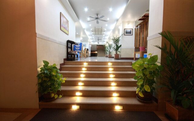 First Residence Hotel