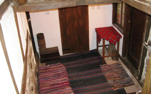 Chardaka Guest House