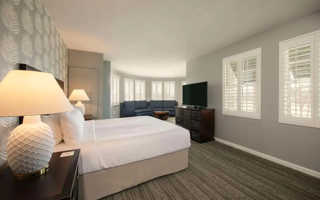 Best Western Jamaica Bay Inn