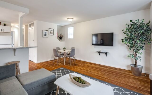 Stay Steps Away From Center City/rittenhouse!!