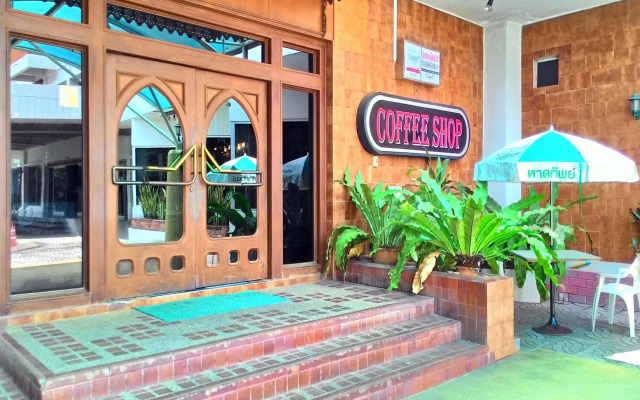 Siam Thani Hotel