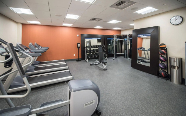 Hampton Inn and Suites Manchester