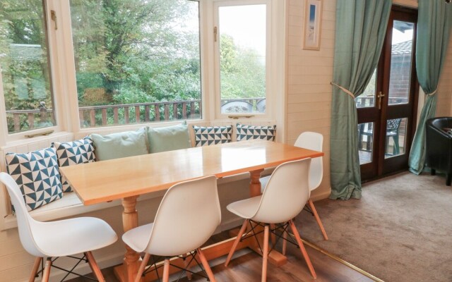 37 Amberwood