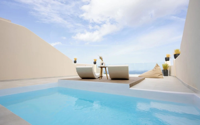 Pnoe Luxury Suites