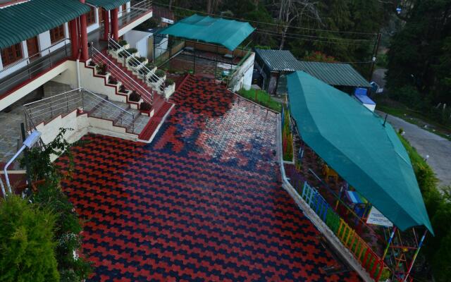 Kodai Sunshine Hotel