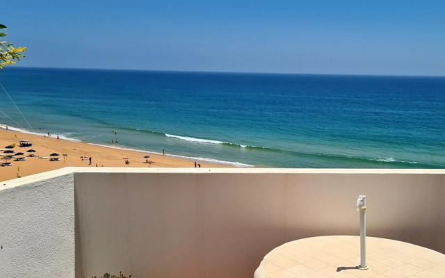 Albufeira Beach Cliffs House