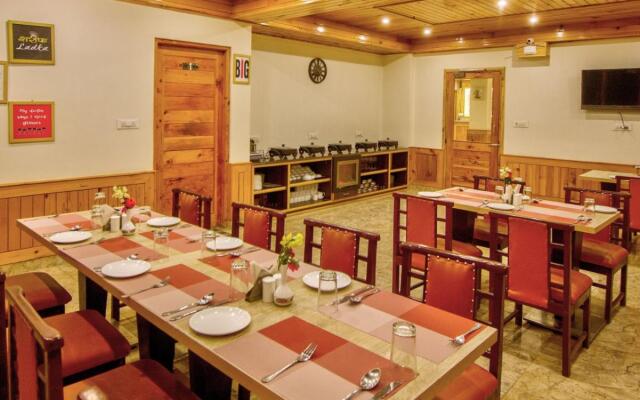 Simi Grand Boutique Hotel
