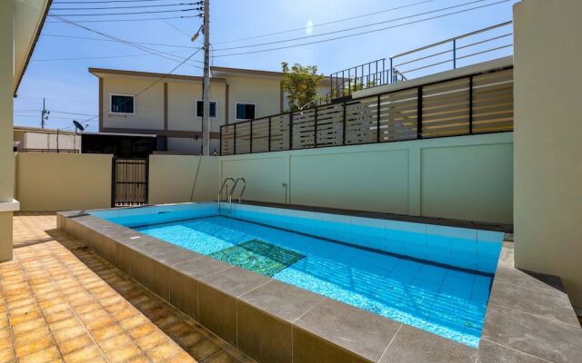 Cozy 3 Bedroom Pool Villa C883