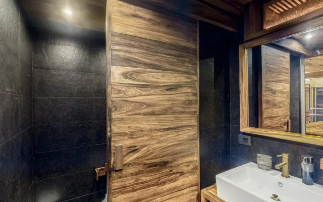 Breeze 215 at La Residencia