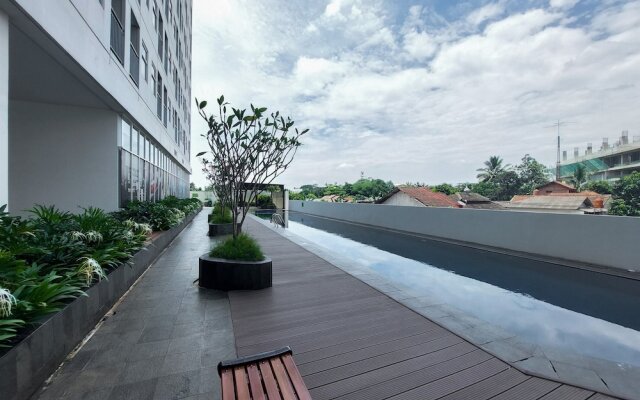 Homey And Warm Studio Room Serpong Garden Apartment