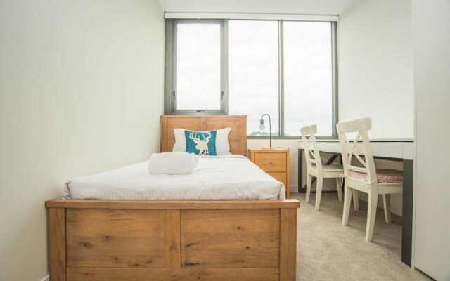 Lovely Two Bed Home In Macquarie Park