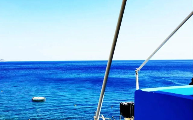 Homy Lovely House Near the Sea