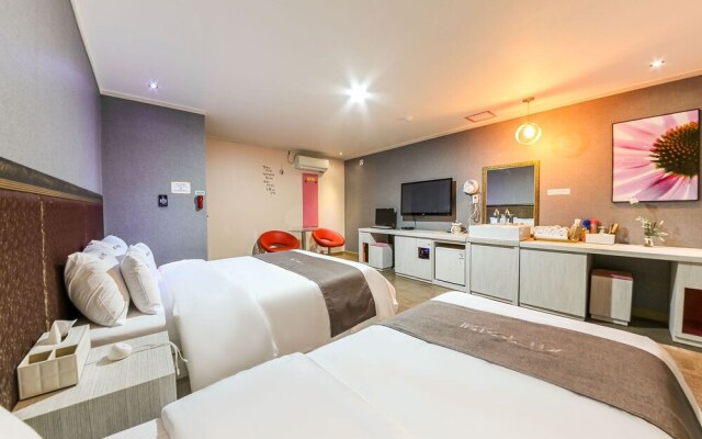 Jeonju Deokjin-dong Xi Hotel