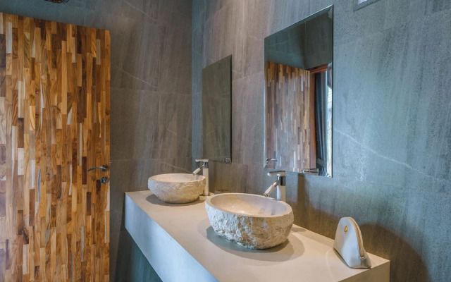 Villa Batik - Stylish 3BR Villa