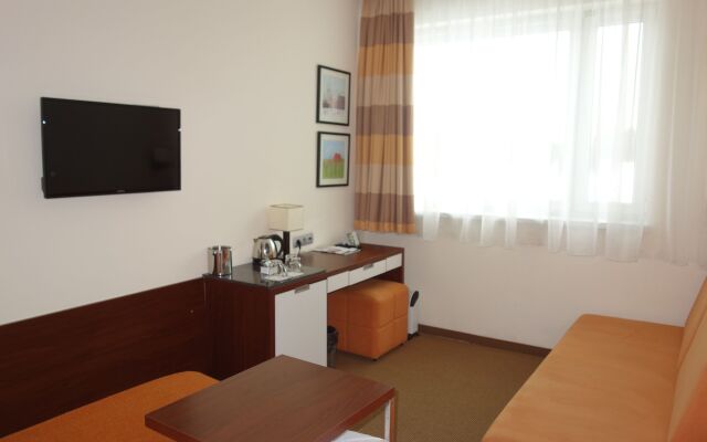 DeSilva Inn Katowice Airport