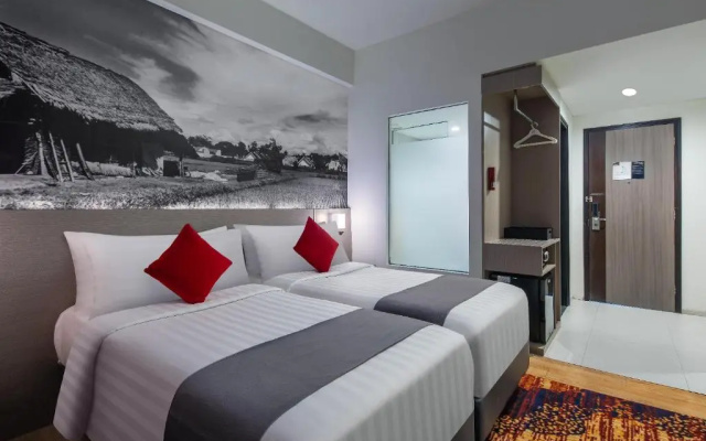 NEO Plus Waru Sidoarjo by ASTON