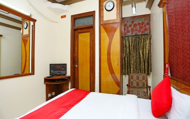 Minar Hotel