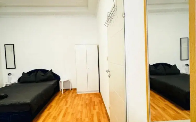 Central 1BR Apartment Near Augarten